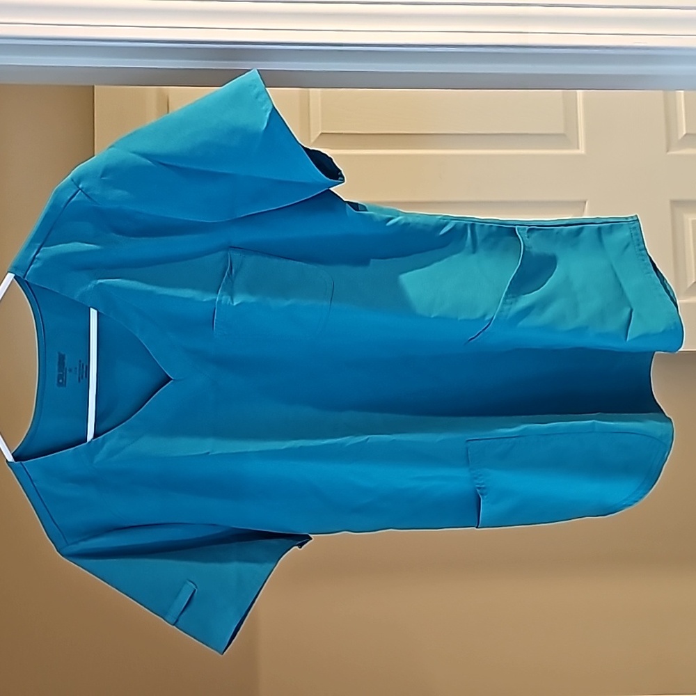 Scrubstar Womens scrub top, aqua, size L, EUC.